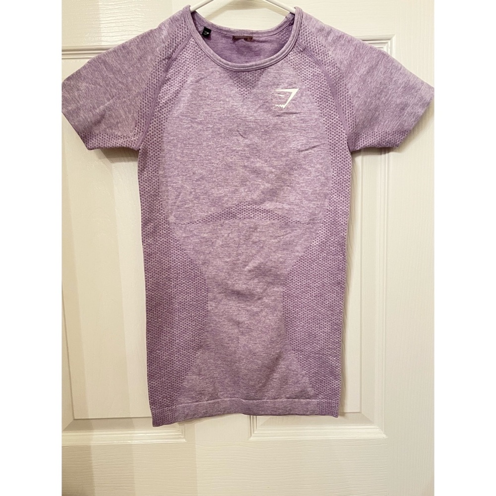 GYMSHARK WORKOUT TOP